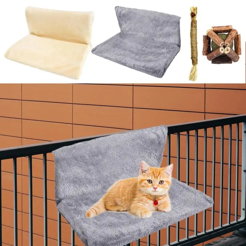 Hamac pour chat en flanelle et cadre en métal