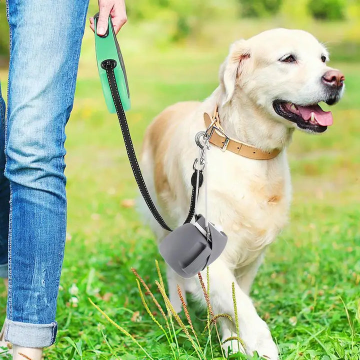 Distributeur d’eau pliable pour chien